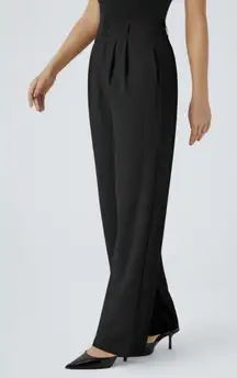 NWT Halara Flex™ High Waisted Zipper Pocket Shirred Straight Leg Ankle Work Pants Size Large Petite.