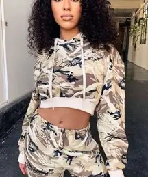 I.AM.GIA Camo Cropped Hoodie