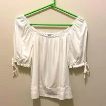 Hippie Rose cropped white short sleeved top with eyelet and bows