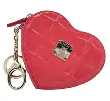 MCM New In Box Pink Teaberry Heart Coin Pouch Charm Diamond Patent Leath…