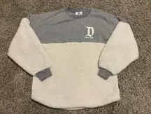 Disney Disneyland Resort Sherpa Fleece Spirit Jersey Gray White Size XS