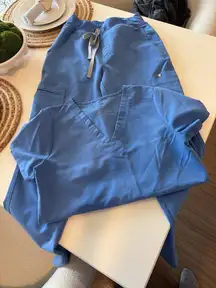 Ceil FIGS Blue Set Scrubs