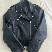 Pull&Bear Classic Black Leather Jacket