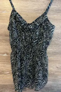 Y2K GUESS ZEBRA PRINT TOP SZ SMALL BLACK SHEER ANIMAL V Neck Ruffled Sz Medium