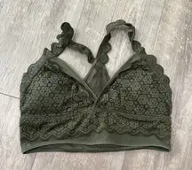 LAST PRICE🍒🤍 AERIE military green lace bralette ✨