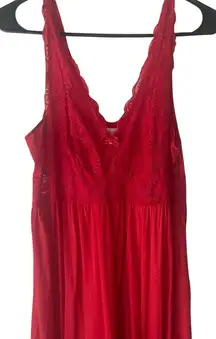 Shadowline Size Large Vintage Red “Olga Esque” Full Sweep Lace Long Nightgown‎