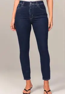 Abercrombie & Fitch Curve Love 25/0 Short Super Skinny Ankle High Rise Jeans