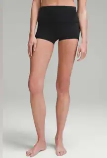 NWT Lululemon Align High Rise Short 2” Black Women’s Shorts Size 8