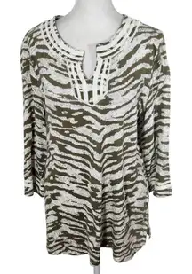 Talbots Green Animal Print Top with Ribbon Detail Size Large Petite