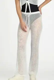 White Mesh Flare Pants Liv & Lottie Size M.