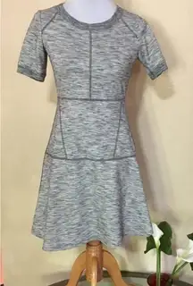Athleta En Route textured heathered gray dress XS