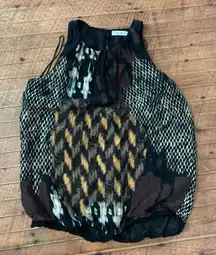 Trina Turk mixed media 100% silk bubble hem XS sleeveless shell top