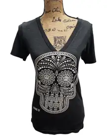 OBEY Women's Charcoal Gray V Neck Skull Graphic Tee Shirt Size S