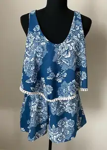 Moon Kiss Blue/White Floral Romper Size Small Like New