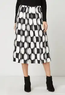 Hugo Boss Vafalta1 pleated skirt black white Sz 2