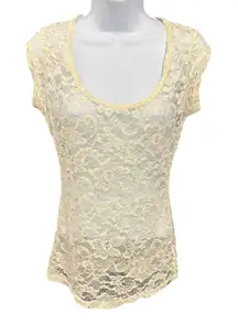 Guess Women Cream Lace Cap Sleeve Scoop Neck Top Size M