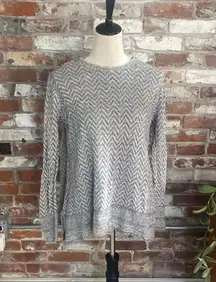 Eight Eight Eight Gray Chevron Knit Sweater Size S