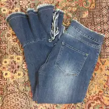 FINAL PRICE Gianni Bini Bell Flared Jeans