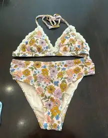 floral bikini with crochet detail on top size large new with tags