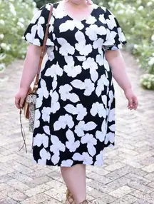 Catherines Black White Floral‎ Textured Knit Flare Flutter Sleeve Dress 4X