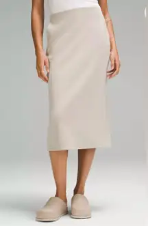 NWT Lululemon Softstreme High Rise Midi Skirt