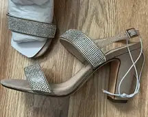 NWOT  heels