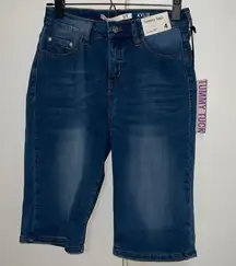 Kylie High Rise Bermuda Tummy tuck Style Jean Shorts  SZ 4 NWT