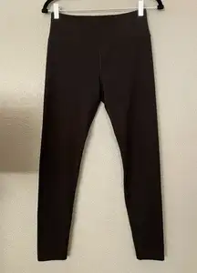 SO  Black Leggings Size M Pre-Owned in good used condition