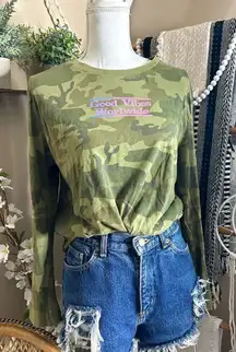 Bluenotes Camouflage ‘Good Vibes Worldwide’ Long Sleeve Double Sided Crewneck