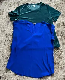 TWO NICE tops for price of ONE💙💚