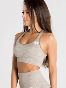 sports bra