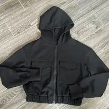 Women’s size small black cropped zip up hoodie jacket EUC