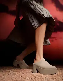 FitFlop NEW Platform Suede Heeled Mules Taupe Size 10