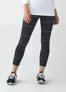 Lululemon  Pace Rival Crop 22" Cyber Stripe Naval Blue Black Women’s sz 6