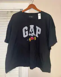 Gap x Disney Tee