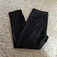 Active Faux Leather 7/8 Leggings Size 8/10