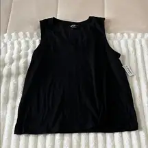 NWT Old Navy Women's Black Sleeveless Top