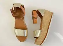 See By Chloe Glyn Sandal in Light Gold 38