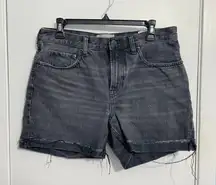 Everlane The Denim Short Size 28 Faded Black High Rise Cut Off Festival