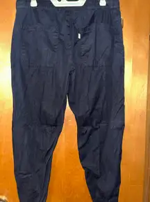 Womens Levi Joggers Size Large