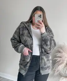 camo Sherpa zip up jacket