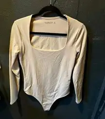 Women’s Abercrombie and Fitch Soft A&F Long Sleeve Body Suit Medium Cream