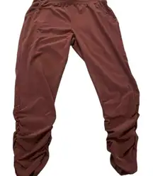 ​Prana Railay High-Rise Ruched Jogger Cozy Athleisure Cargo Pant Womens M