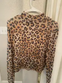 Long Sleeve Cheetah Print Turtleneck