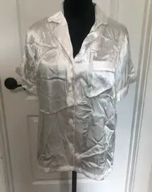Linea Donatella Women's Pajama Top Only‎ Satin Long Sleeve White Size Small NWT