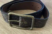 Textured western belt