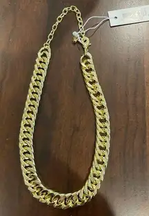 NWT  choker necklace