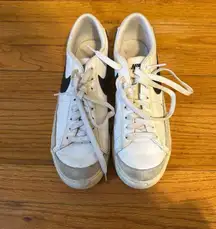 Nike Blazer Low Platform