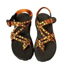 Chacos Chaco Zx2 classic sandals brown orange sz 8