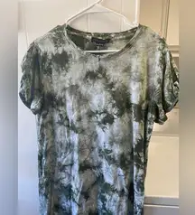 Sanctuary tie-dye T-shirt, dress Green Tie-Dye Women's size XL